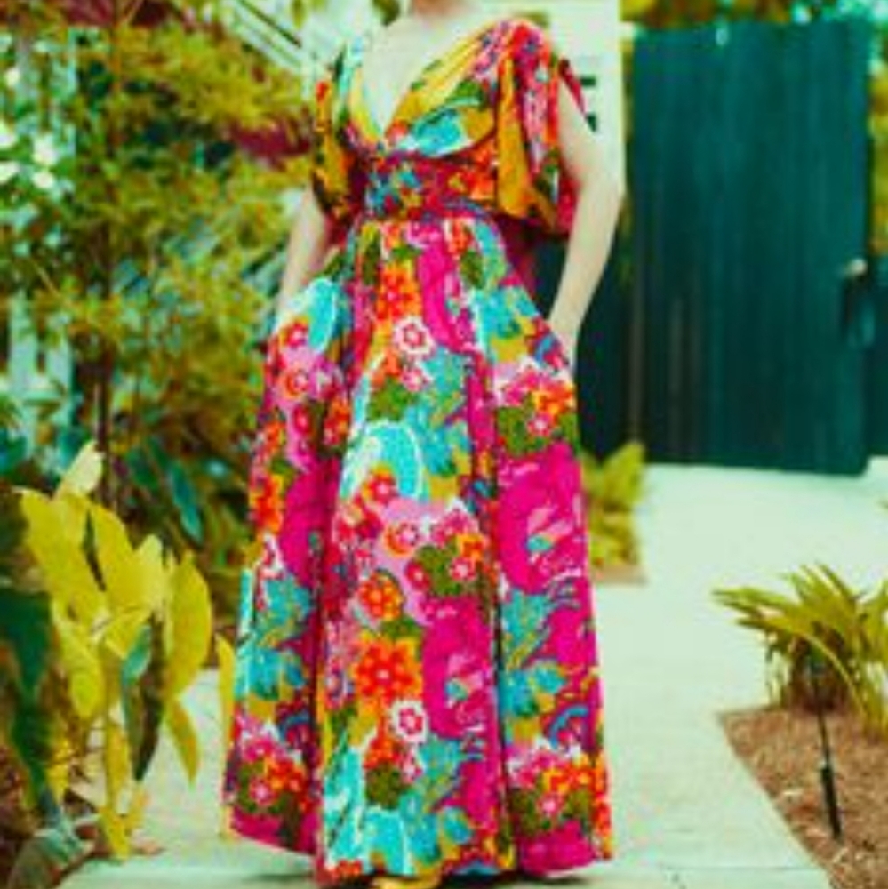 ISO Trashy Diva psychedelic dragons caftan XL